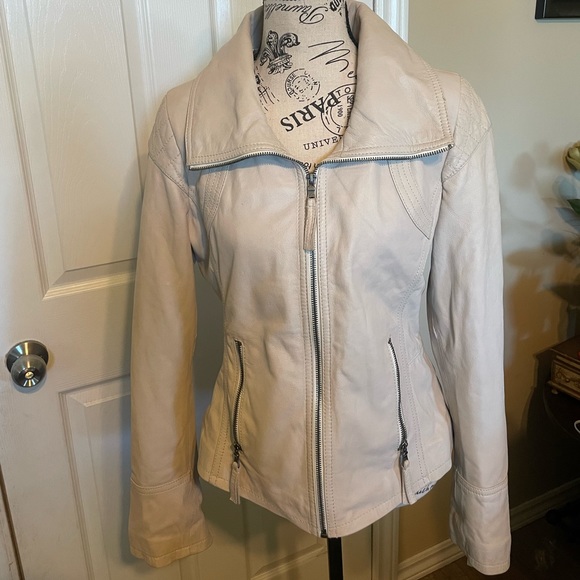 GUESS Leather Jacket - Picture 1 of 5